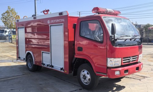 5方東風(fēng)消防車