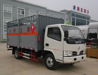 東風(fēng)銳鈴氣瓶運(yùn)輸車.png