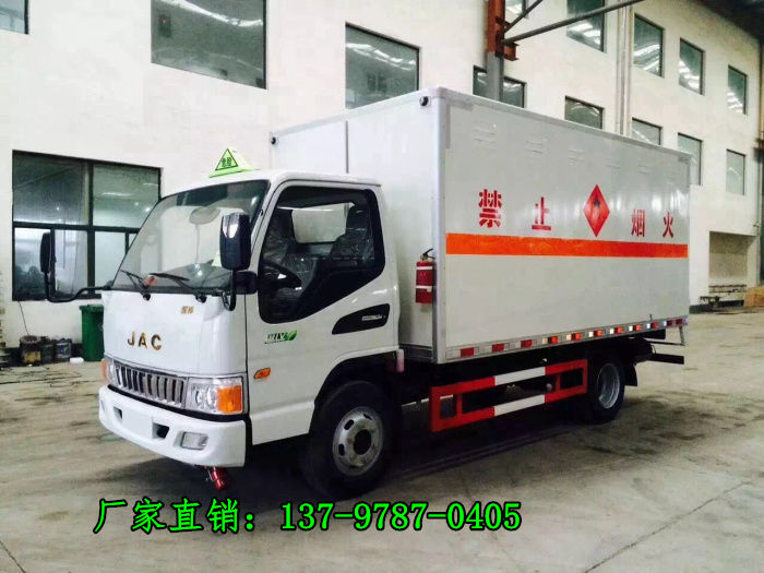江淮箱式氣瓶運輸車.jpg