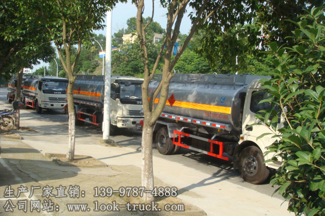 東風(fēng)多利卡油罐車4.jpg