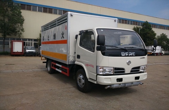 東風多利卡4米氣瓶運輸車.jpg