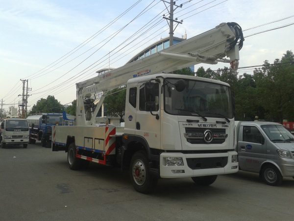 國五東風(fēng)天錦高空作業(yè)車.jpg