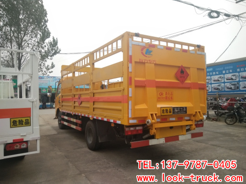 東風(fēng)多利卡氣瓶運輸車1.jpg