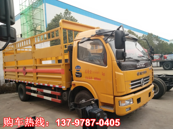 東風(fēng)多利卡氣瓶運(yùn)輸車(chē).jpg