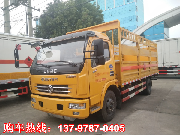 東風(fēng)多利卡氣瓶運(yùn)輸車(chē)1.jpg