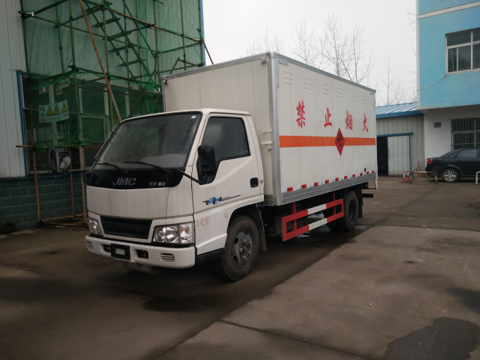 江鈴順達(dá)防爆車.jpg