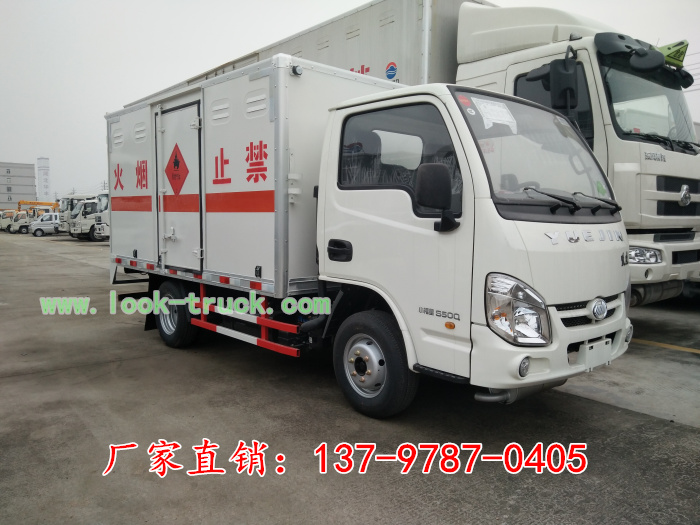 國五小型氣瓶運(yùn)輸車3.jpg