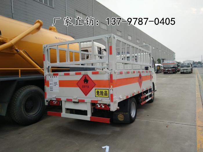 躍進小型氣瓶運輸車.jpg