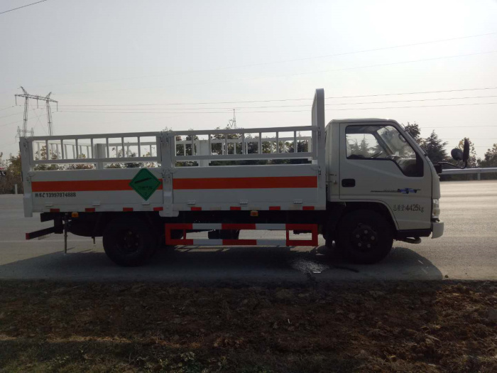 江鈴氣瓶運輸車5 (1).jpg