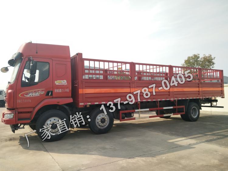 柳汽乘龍氣瓶運(yùn)輸車(chē)1 (1).jpg