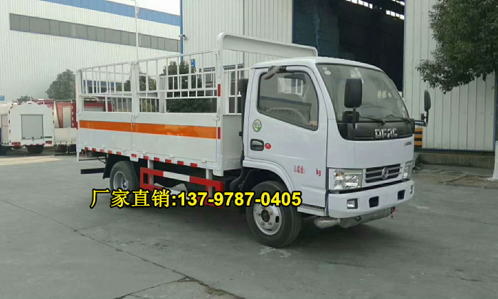 東風(fēng)凱普特氣瓶運(yùn)輸車1 (2).jpg