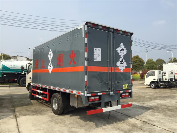 東風(fēng)多利卡毒性和感染性物品廂式運輸車1.JPG