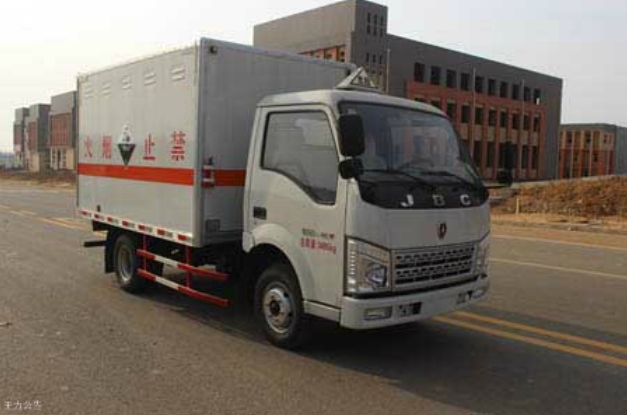 金杯腐蝕品運(yùn)輸車1 (2).png