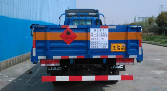 江淮62米氣瓶運輸車3.jpg