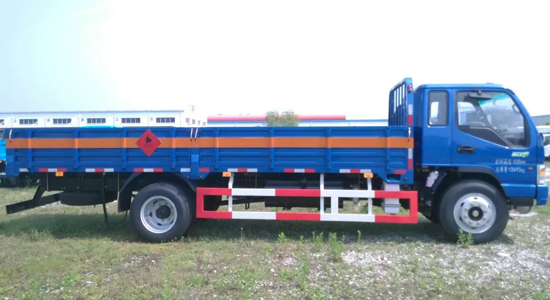 江淮62米氣瓶運輸車2.jpg
